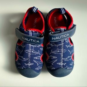 Nautica Toddler Closed-Toed Water Shoes Size 8